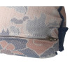 38 cm x 12 cm Ø Nakkepølle - Havehynde = Blå blomster med blade, JACQUARD-VÆVET DRALON (Dess. 538)