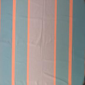 Dess. 547 Turkis med Orange striber, DRALON